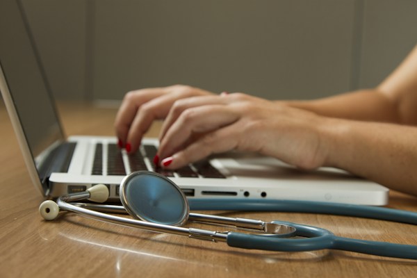The Benefits of Online Education for Public Health Professionals 1 img