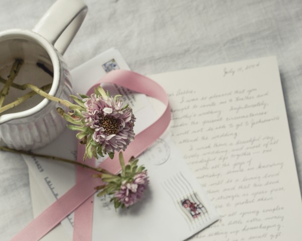 How To Let Go of Sentimental Items You No Longer Need 1 img